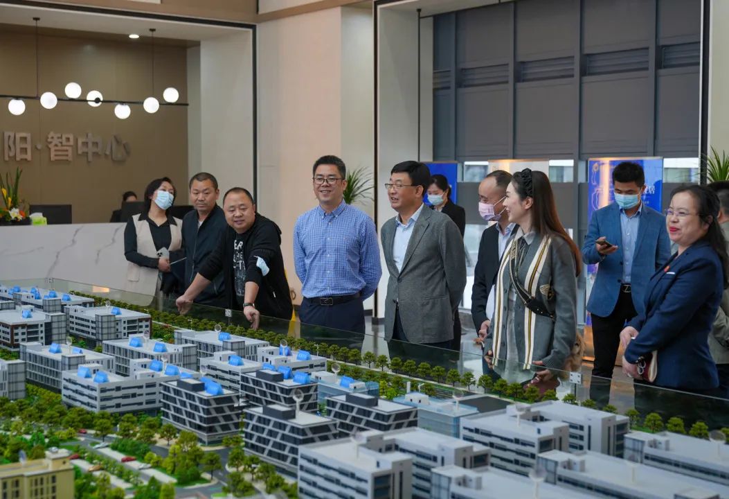 雛既壯而能飛兮,乃銜食而反哺 ——長沙市瀏商公益促進會2022企業(yè)家家鄉(xiāng)行